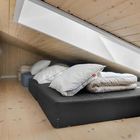 Stunning In Vaeggerlose With Wifi Prázdninový dům Bøtø By