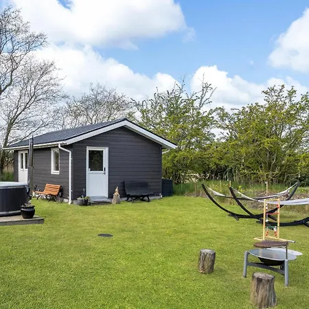 Stunning In Vaeggerlose With Wifi * Bøtø By